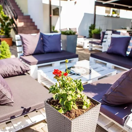 Gosciniec Zacisze - & Restauracja Blisko A2 - Uniejow 3* Dąbie