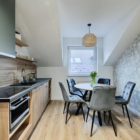 Zacisze - Pokoje&restauracja Blisko A2 - Uniejów 3*