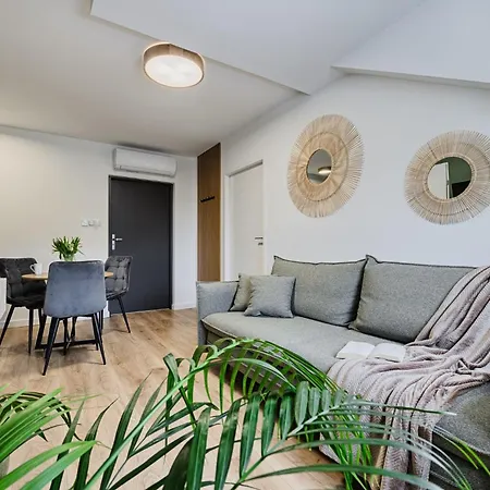 Zacisze - Pokoje&restauracja Blisko A2 - Uniejów Bed and breakfast Dąbie