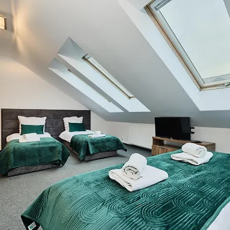 Zacisze - Pokoje&restauracja Blisko A2 - Uniejów