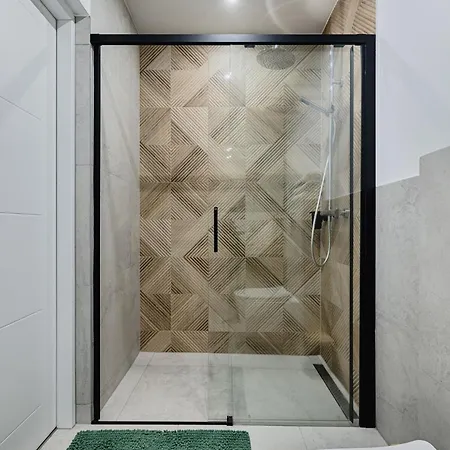 Bed and breakfast Zacisze - Pokoje&restauracja Blisko A2 - Uniejów 3*