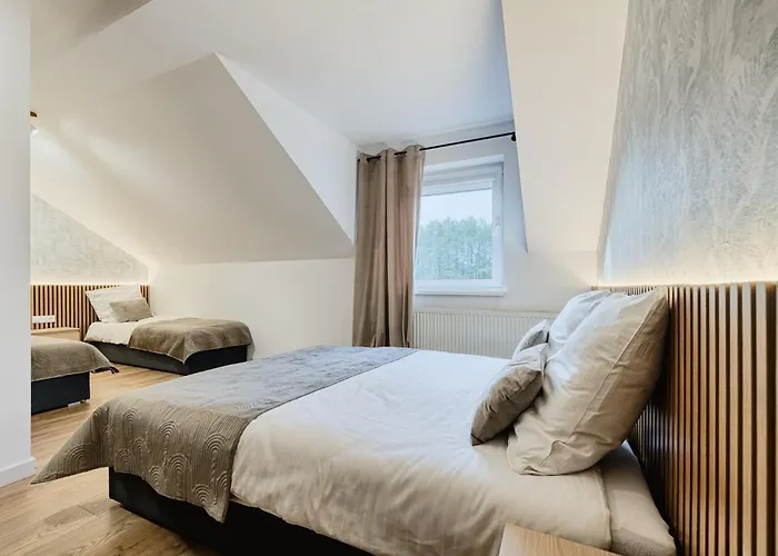 Bed & Breakfast Gosciniec Zacisze - & Restauracja Blisko A2 - Uniejow 3*