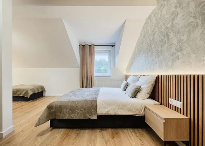 Gosciniec Zacisze - & Restauracja Blisko A2 - Uniejow Bed & Breakfast