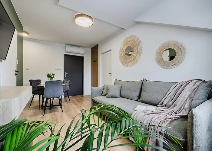 Gosciniec Zacisze - & Restauracja Blisko A2 - Uniejow Bed & Breakfast Dabie (Greater Poland)