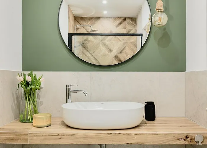 Gosciniec Zacisze - & Restauracja Blisko A2 - Uniejow Dabie (Greater Poland)