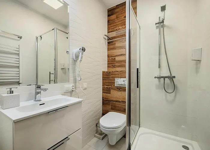 Gosciniec Zacisze - & Restauracja Blisko A2 - Uniejow 3* Dąbie