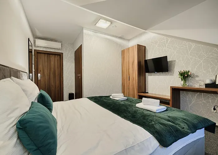 Gosciniec Zacisze - & Restauracja Blisko A2 - Uniejow