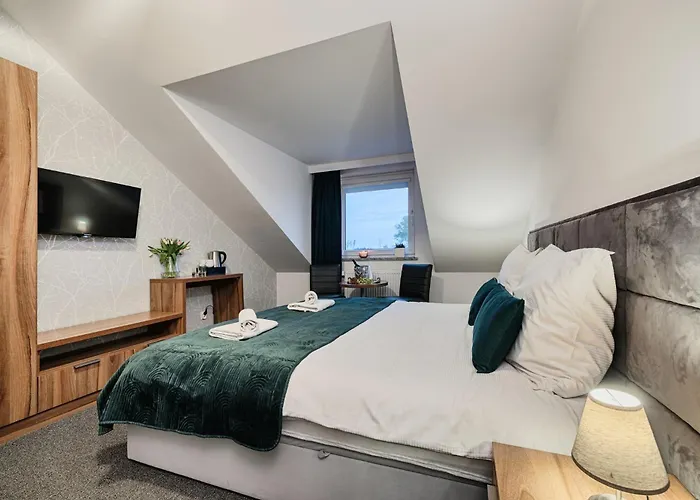 Gosciniec Zacisze - & Restauracja Blisko A2 - Uniejow Bed & Breakfast Dabie (Greater Poland)