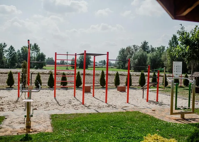 Frühstückspension Gosciniec Zacisze - & Restauracja Blisko A2 - Uniejow 3*